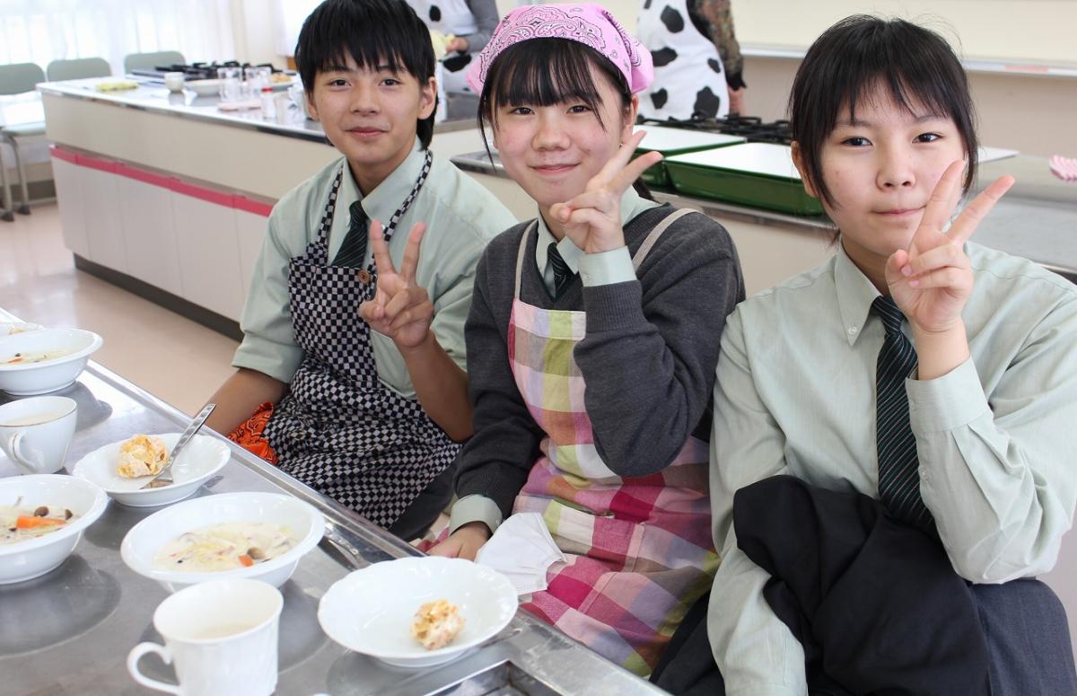 「ミルク教室」を実施しました。