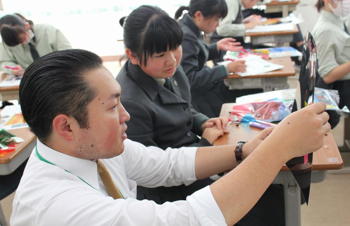「プッシュステンドグラス」作成中！