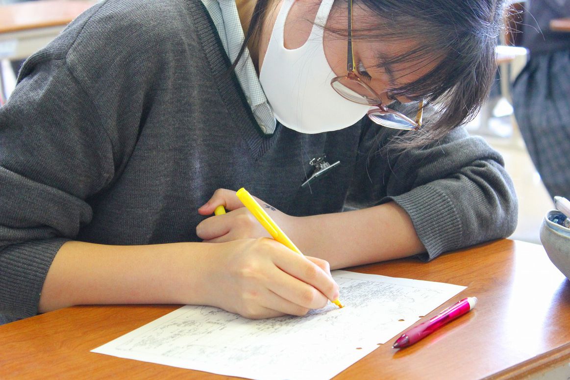 「持続可能な開発目標(SDGｓ)」をテーマに授業を行いました。