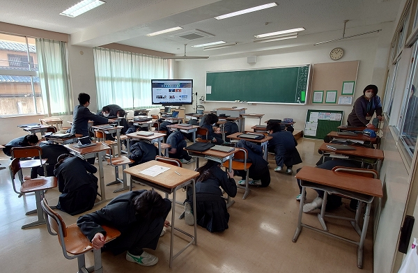 【防災教育】防災訓練を実施しました。