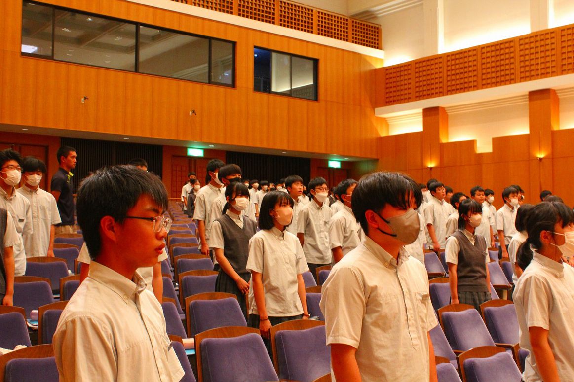 令和５年度第１学期終業式を実施しました。