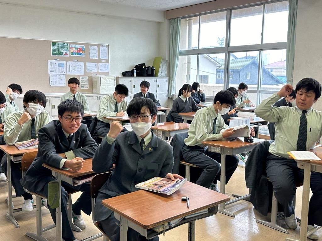 3年生　実力テストがんばります！！　【進学重視型教育】