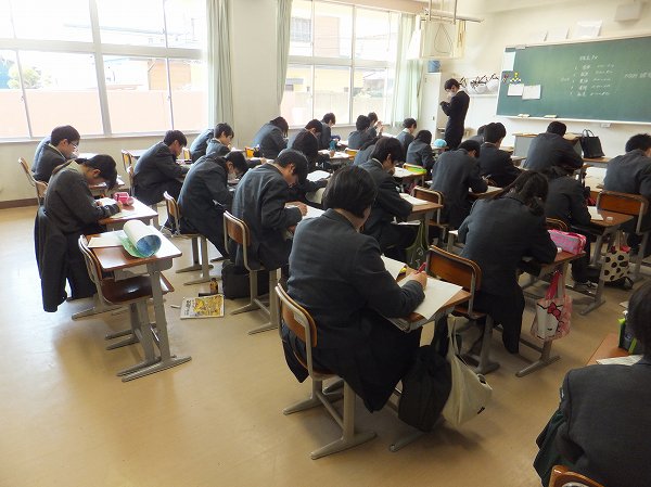 学年末総合テストのPUを行いました