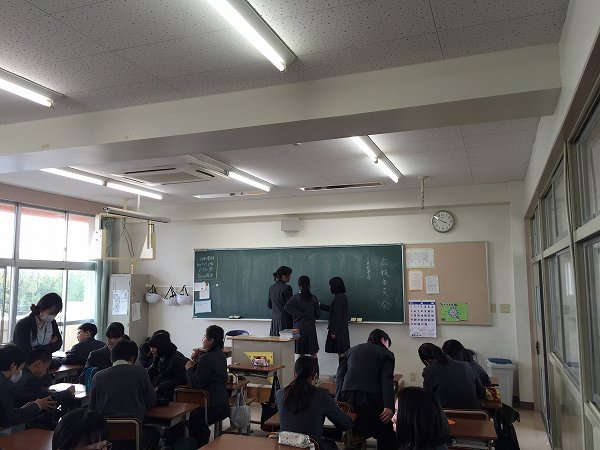 委員会が行われました